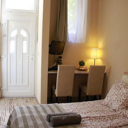 Budget Apartment Budapest Ngoại thất bức ảnh